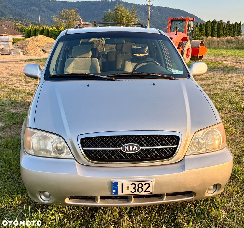 Kia Sedona 3.5 V6 LX - 2
