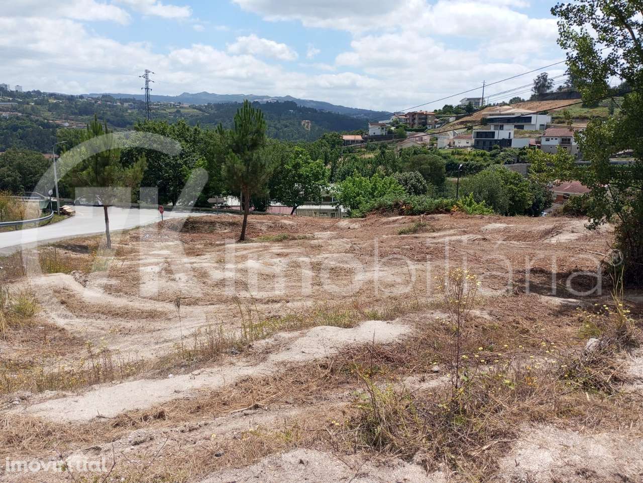Terreno em Sobretâmega - Grande imagem: 2/7