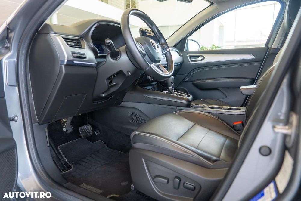 Renault Arkana E-TECH 145 Evolution - 12