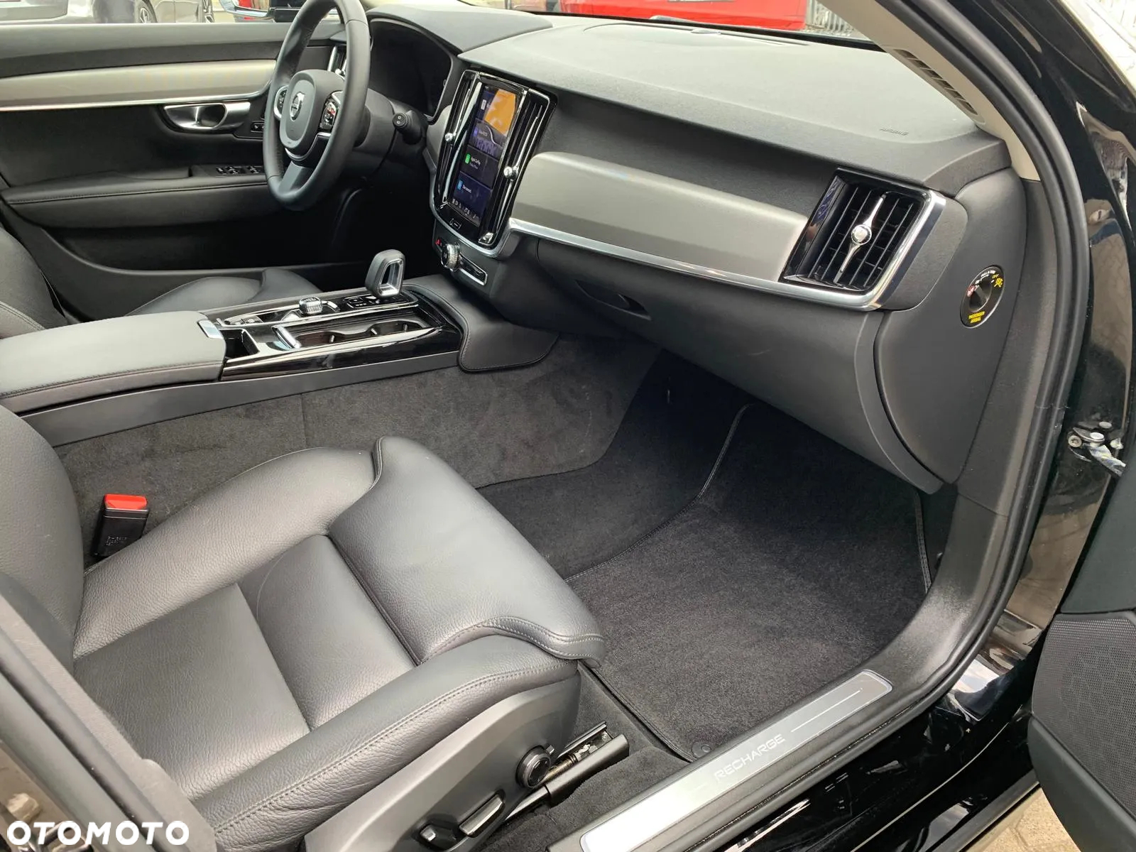 Volvo V90 T6 AWD Plug-In Hybrid Plus Bright - 20