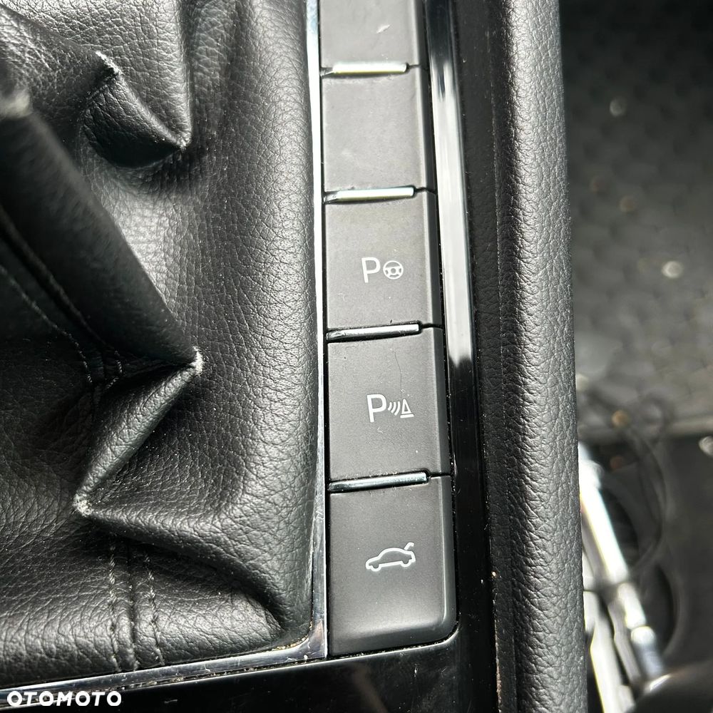 Skoda Superb 1.6 TDI Style Greenline - 19