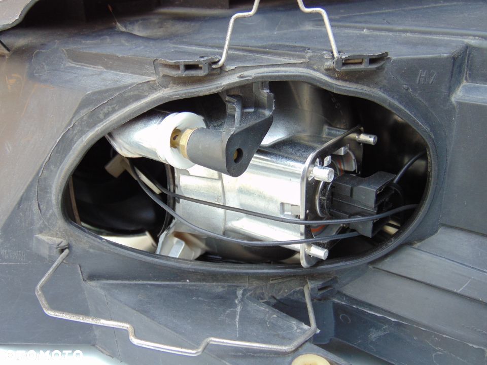 SKRĘTNA XENON lampa przednia przód prawa 3C0941752D VW Volkswagen Passat B6 , 05-10r EUROPA - 8