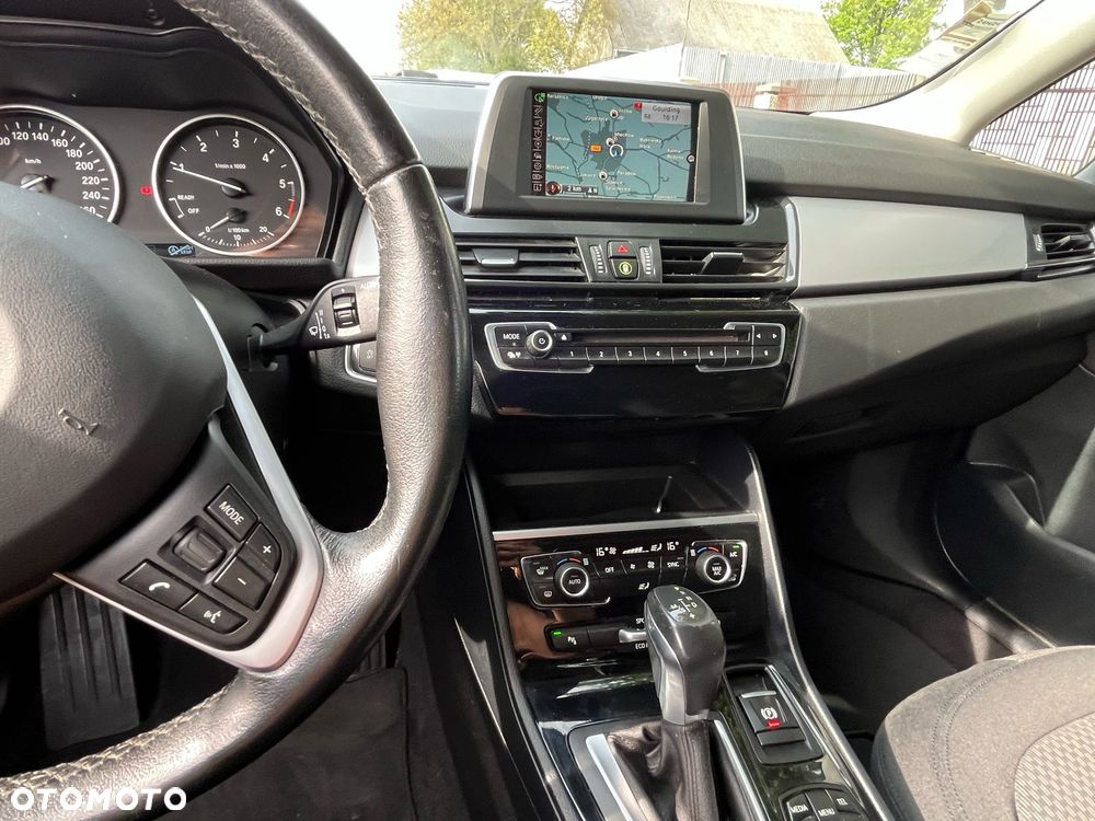 BMW Seria 2 218d Sport-Aut Advantage - 15