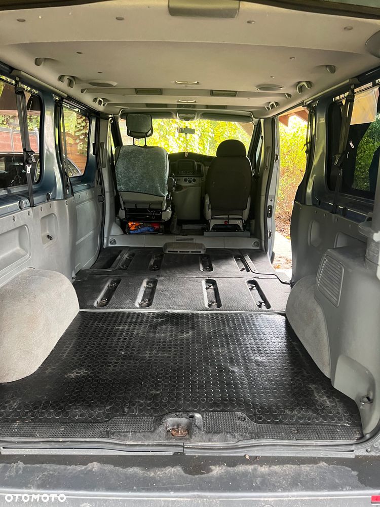 Opel Vivaro - 6