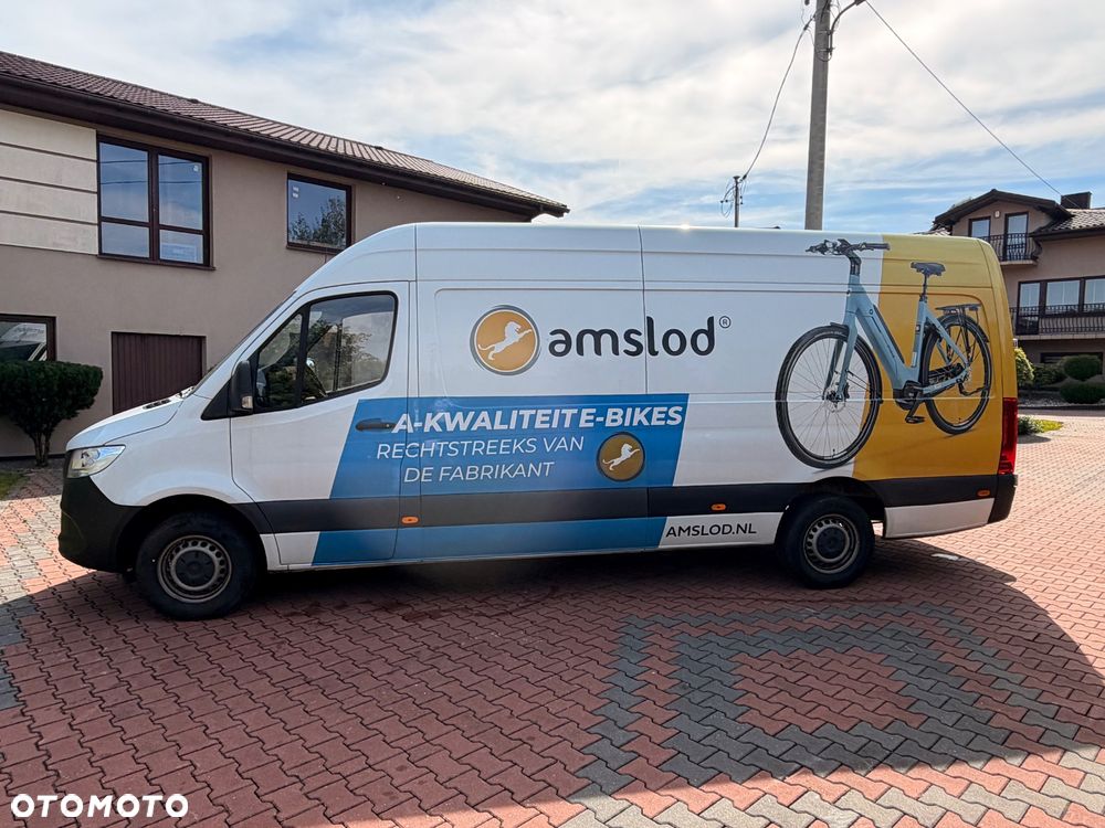 Mercedes-Benz Sprinter - 2