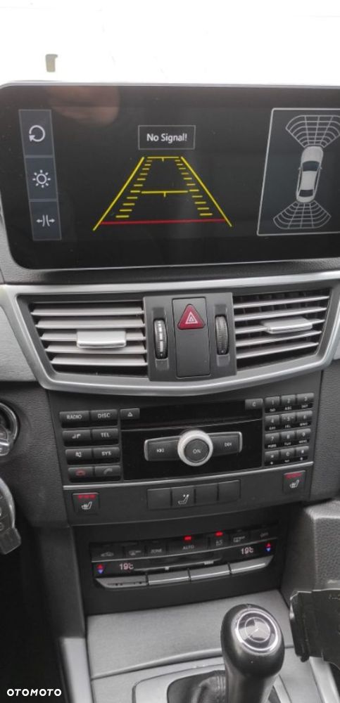 Mercedes-Benz Klasa E 200 CDI 7G-TRONIC Elegance - 25
