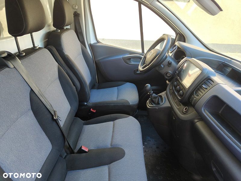 Opel Vivaro - 16