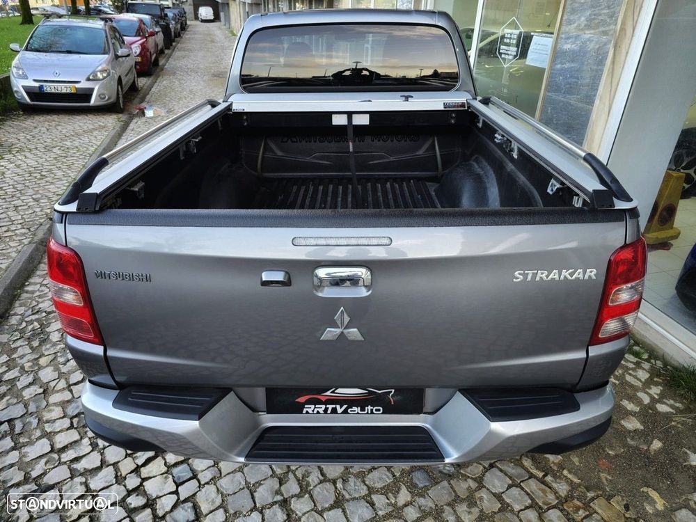 Mitsubishi L200 2.4 DI-D CD Instyle Strakar 4WD - 15