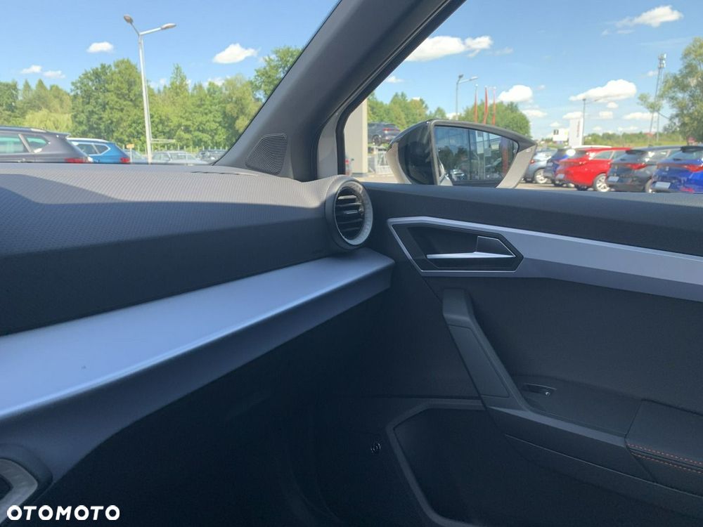 Seat Arona - 16