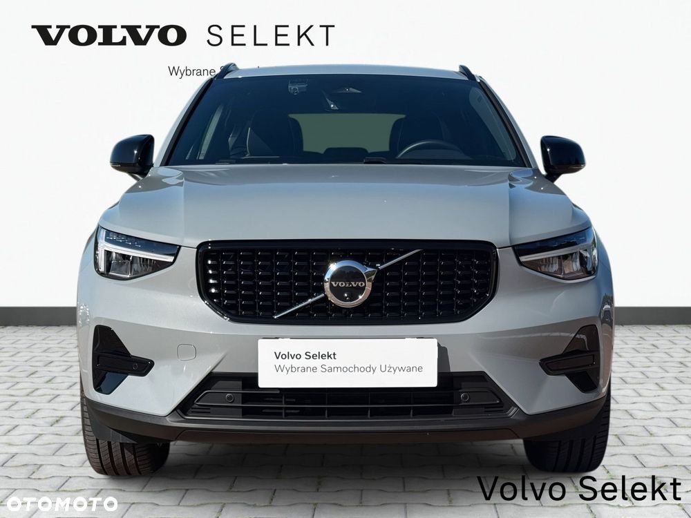 Volvo XC 40 - 3