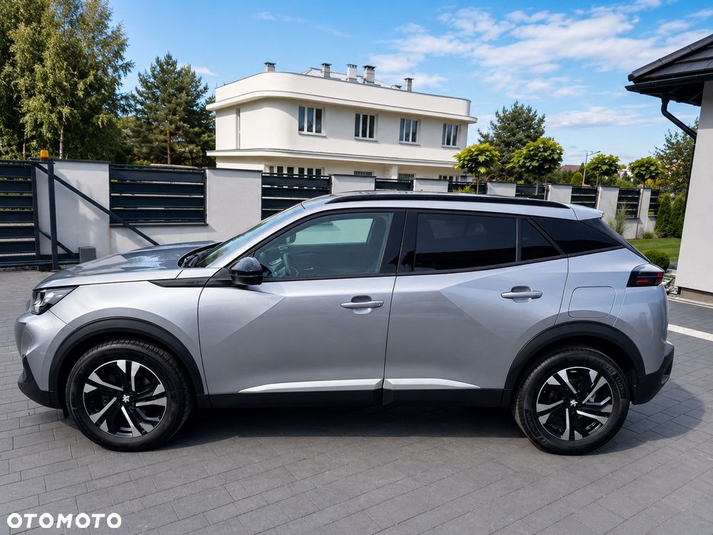 Peugeot 2008 1.2T Allure S&S - 10