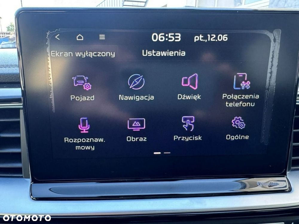Kia Ceed - 24