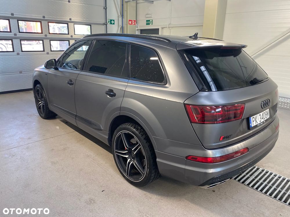 Audi Q7 - 25
