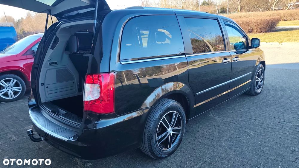 Lancia Voyager 2.8 Multijet 16v Platinum - 24