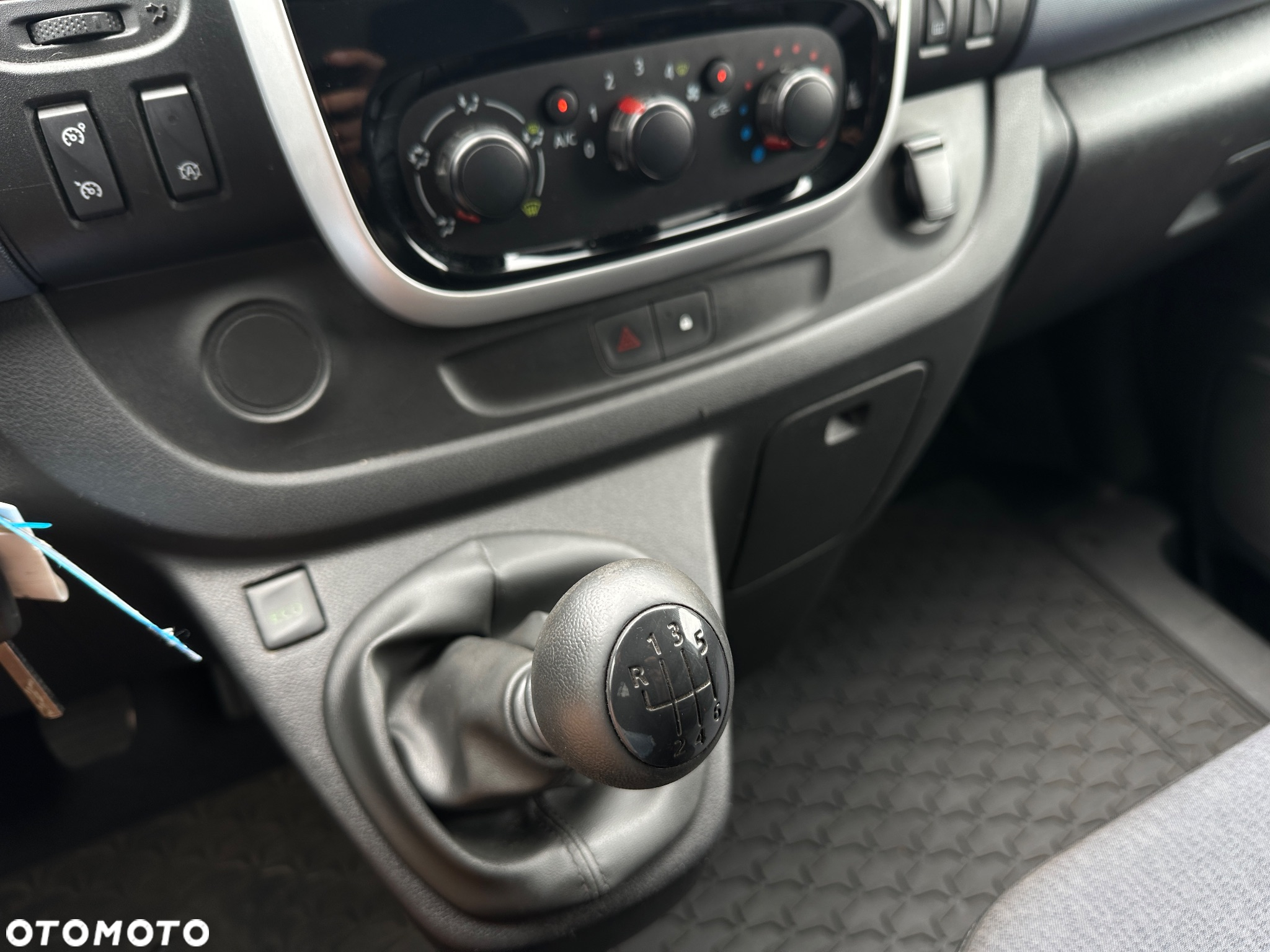 Opel Vivaro L1H1 - 11