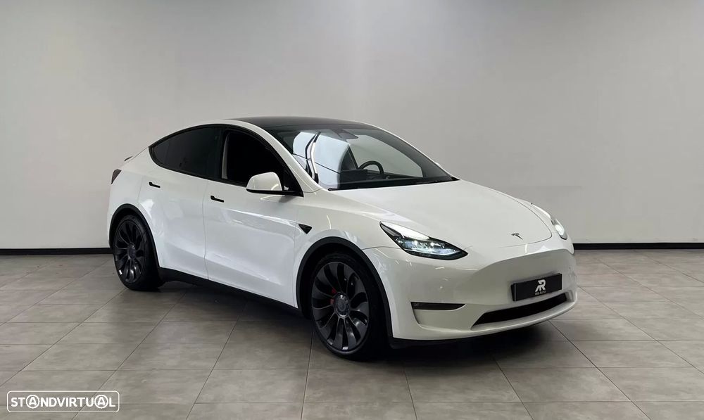 Tesla Model Y Long Range Dual Motor AWD - 1