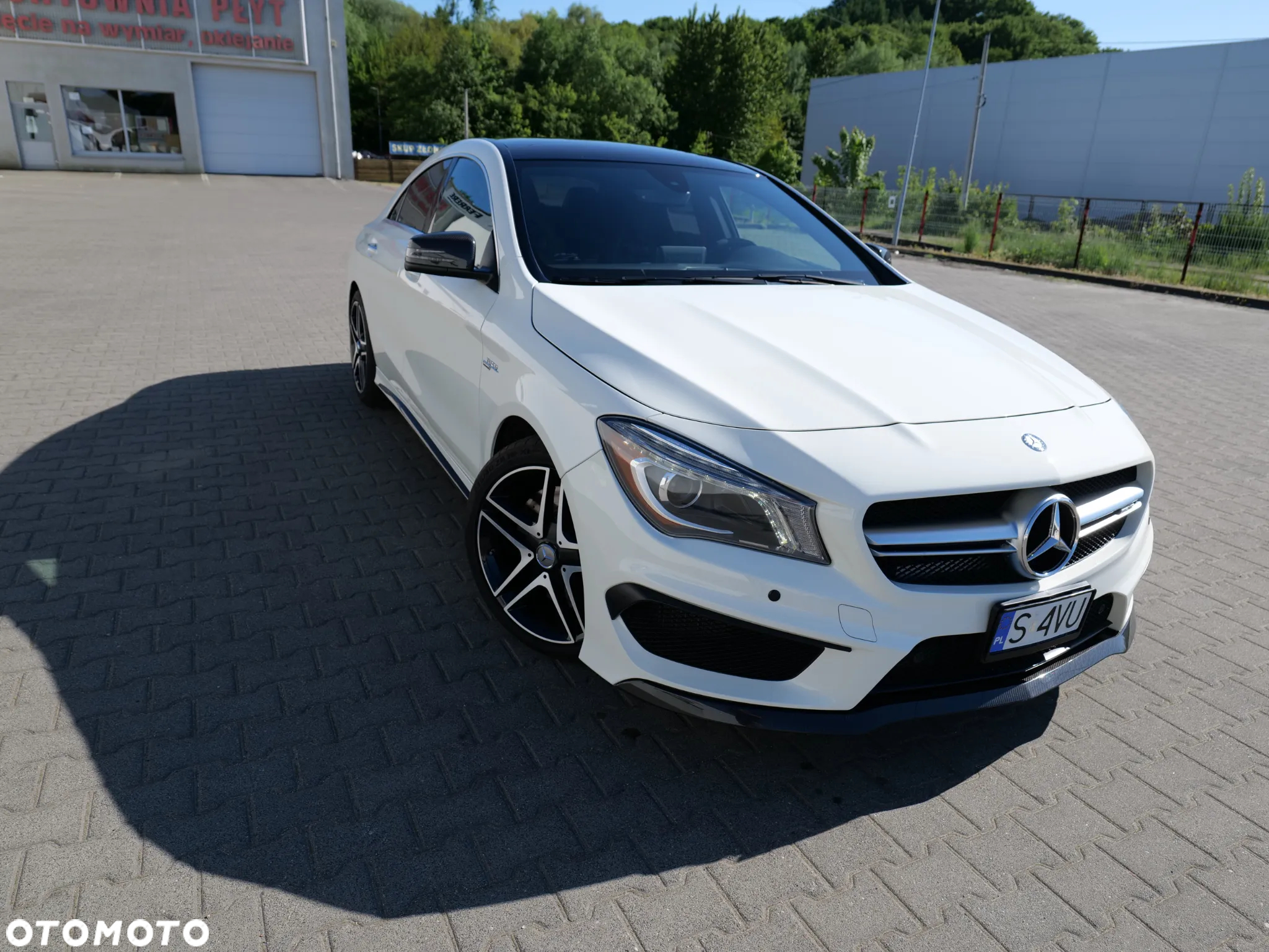Mercedes-Benz CLA 45 AMG 4-Matic - 14