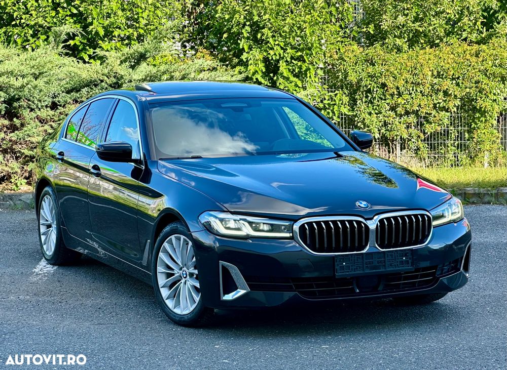 BMW Seria 5 520i AT MHEV - 18