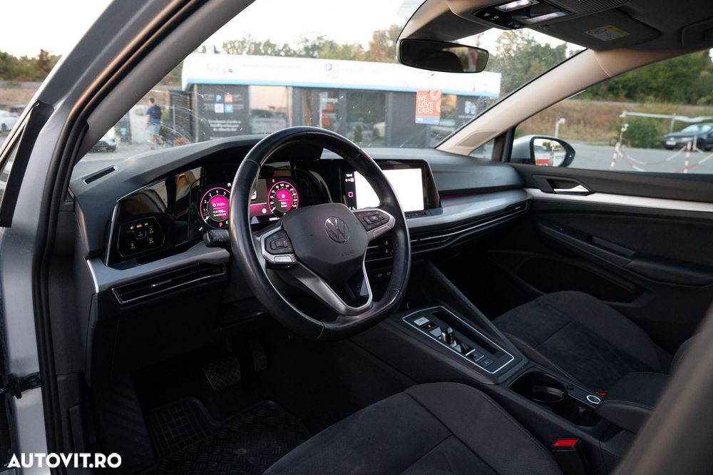 VOLKSWAGEN Golf 2024 — imagine 8