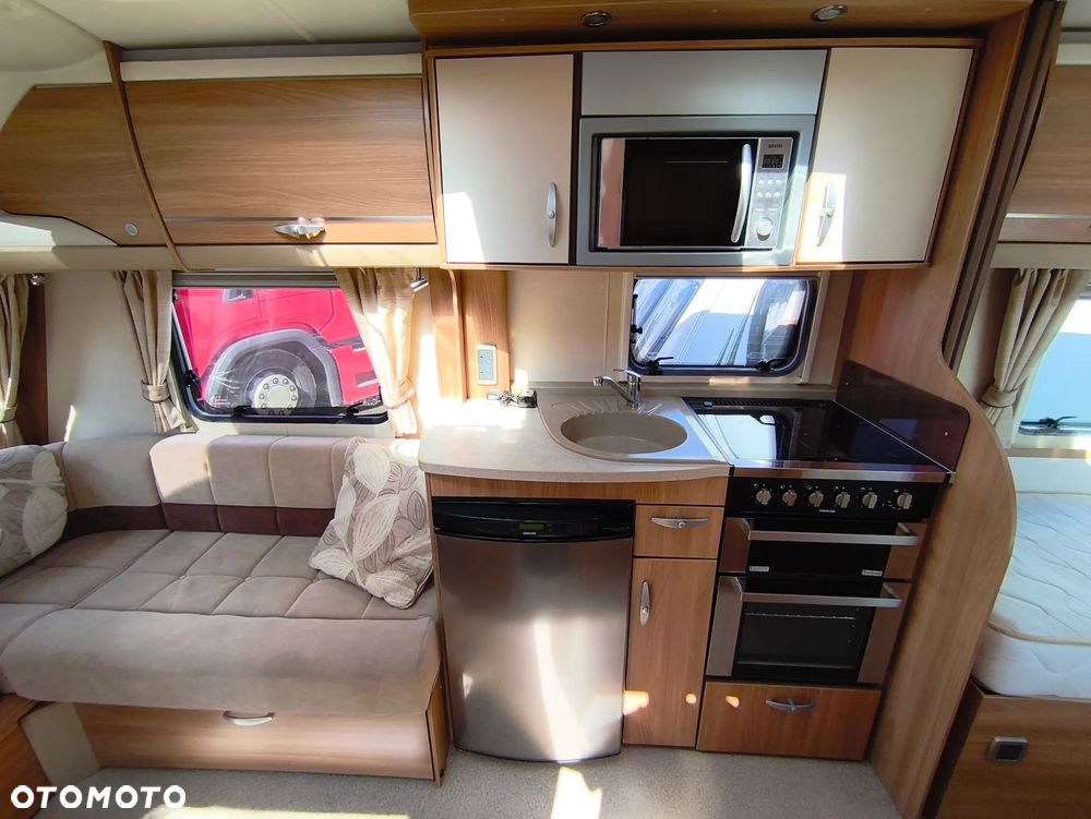 SWIFT CONQUEROR 565 - 16