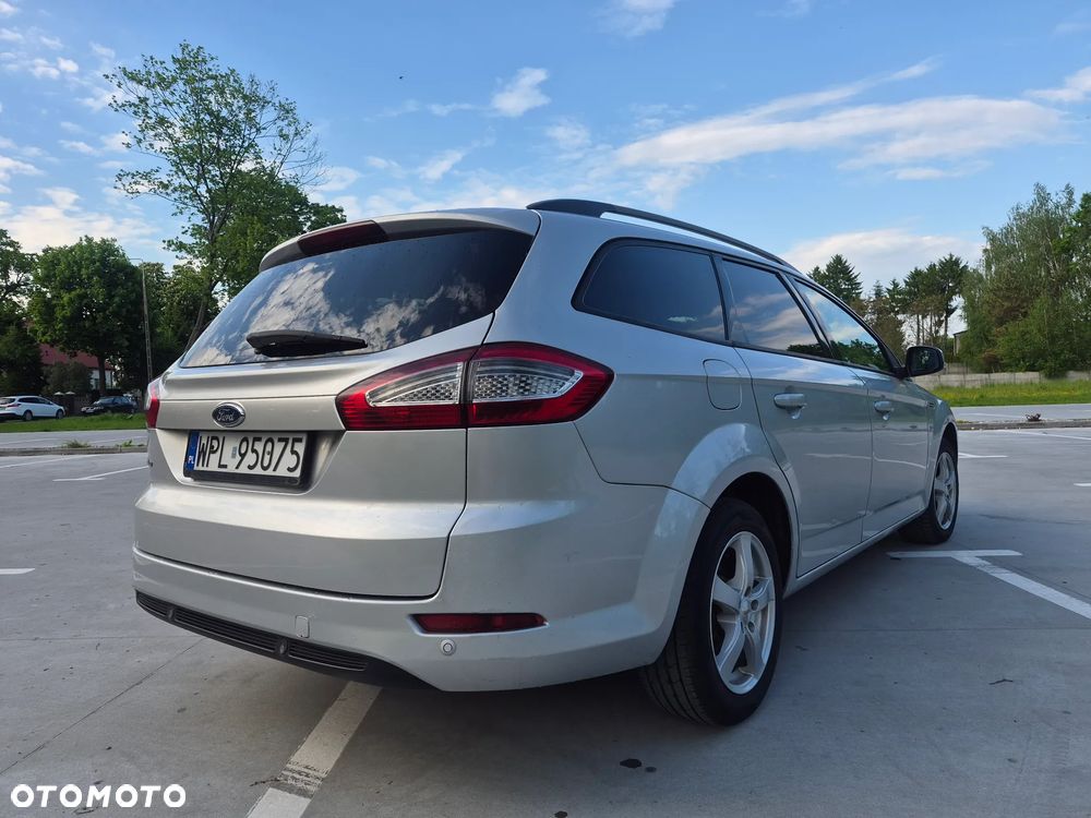 Ford Mondeo 1.6 TDCi Ambiente - 4