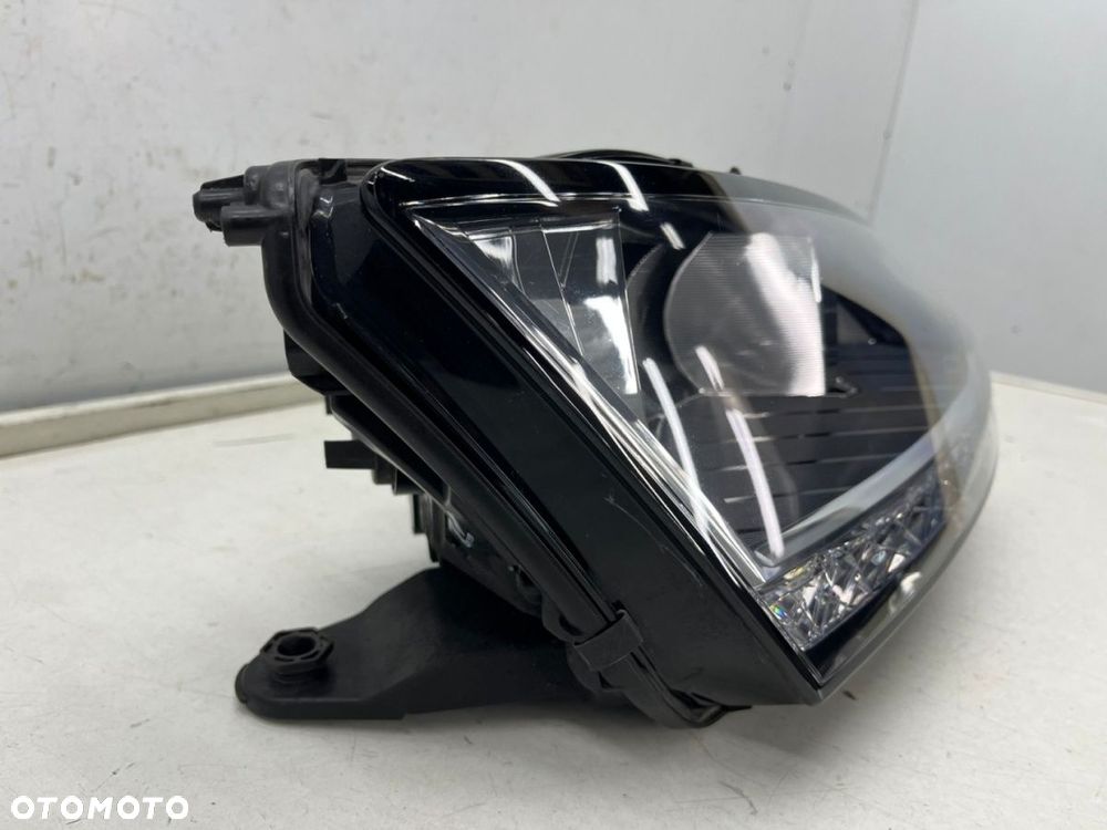 Lampa reflektor Skoda Fabia 3 III LIFT 18-22r. prawa przednia zwykła ORYGINALNA Europa 6v1941016d - 2