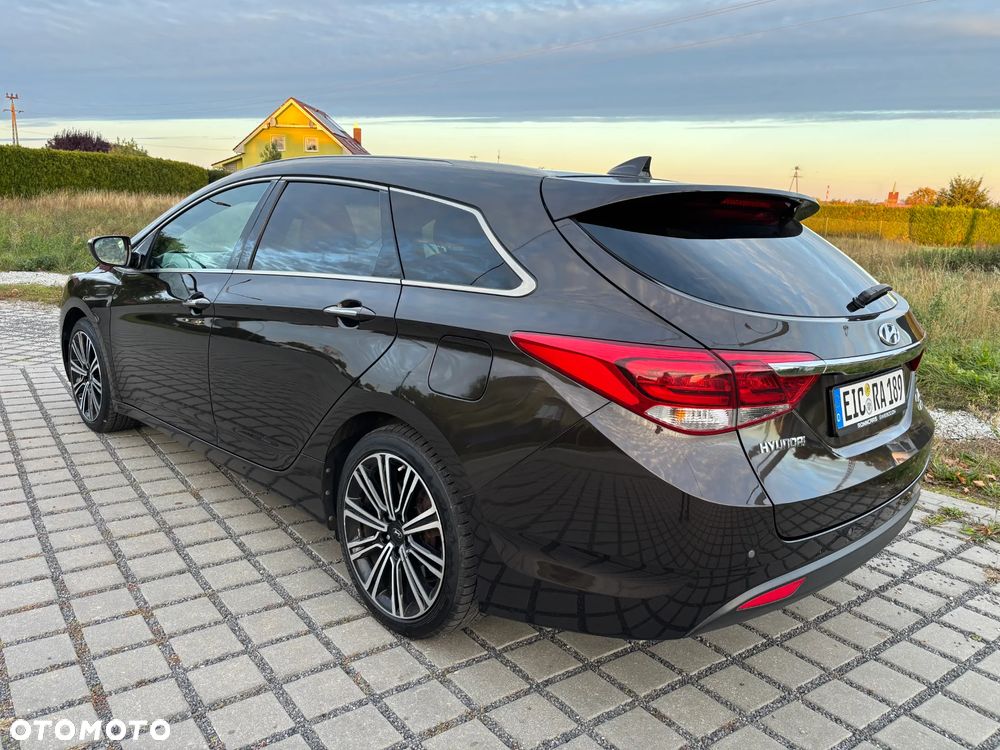 Hyundai i40 Kombi 1.7 CRDi Premium - 14