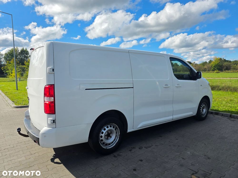 Opel Vivaro - 11