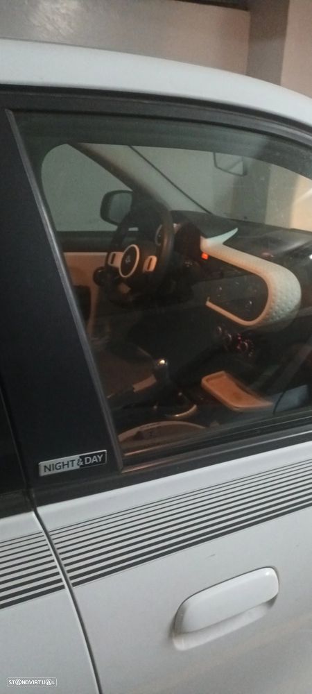 Renault Twingo 1.0 SCe Night&Day - 2