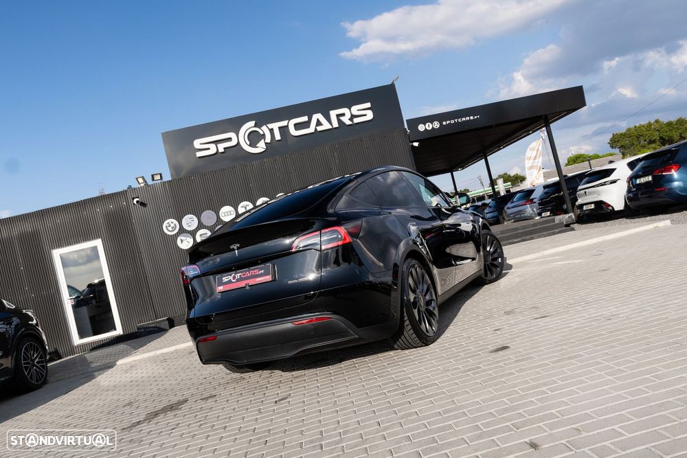 Tesla Model Y Performance Dual Motor AWD - 7