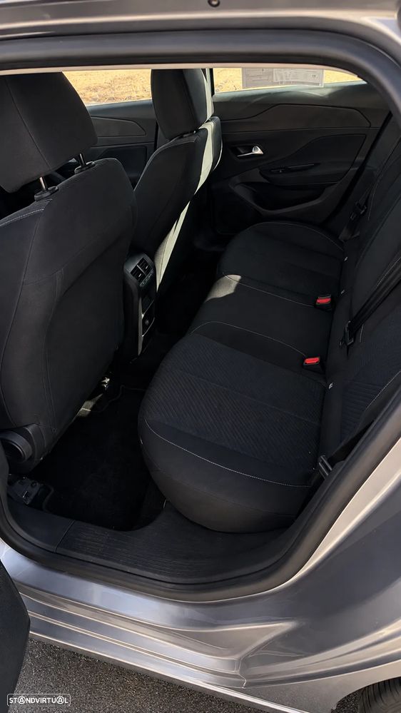 Peugeot 308 SW 1.5 BlueHDi Active Pack EAT8 — fotografia 26