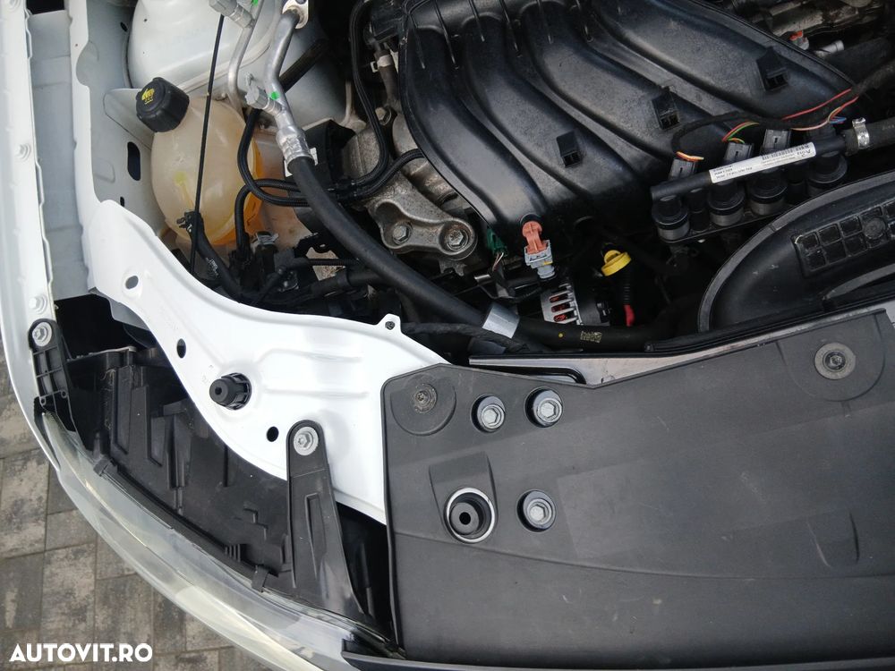 Dacia Duster 1.6 SCe 4WD Prestige jante 16" - 20