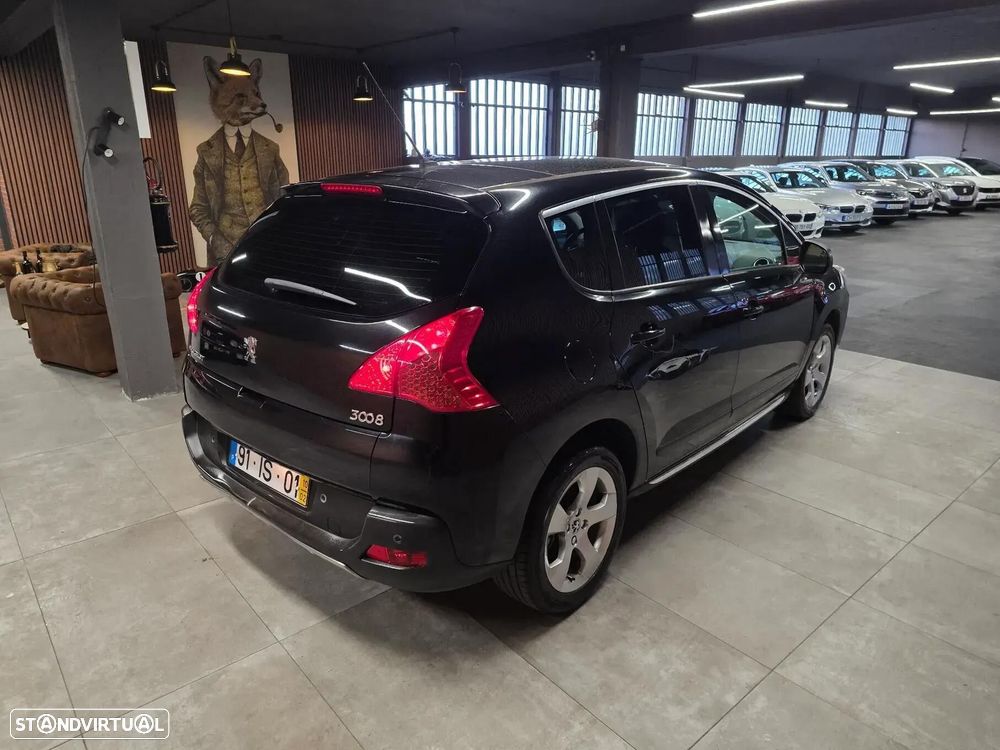 Peugeot 3008 1.6 HDi Sport — fotografia 32