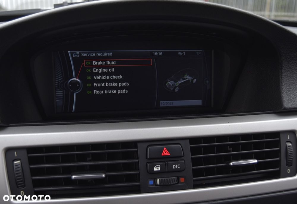 BMW Seria 3 320d DPF - 32