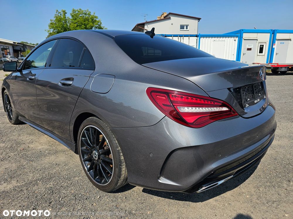 Mercedes-Benz CLA 200 d 4Matic 7G-DCT AMG Line - 16