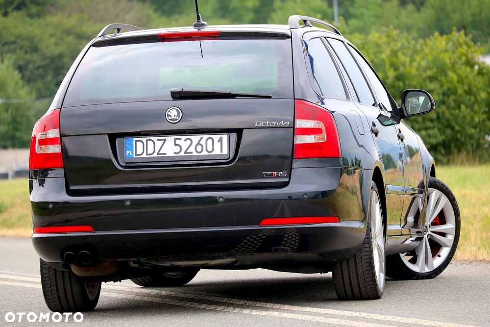 Skoda Octavia 2.0 TDI DPF RS DSG - 36