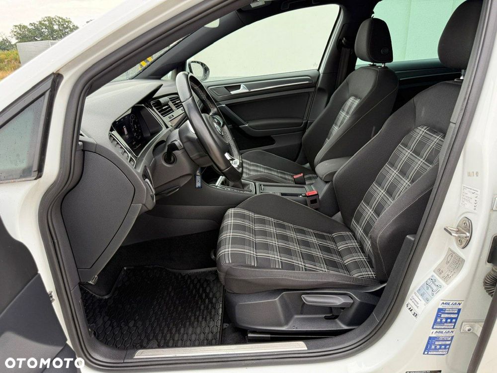 Volkswagen Golf VII 2.0 TDI BMT GTD - 14