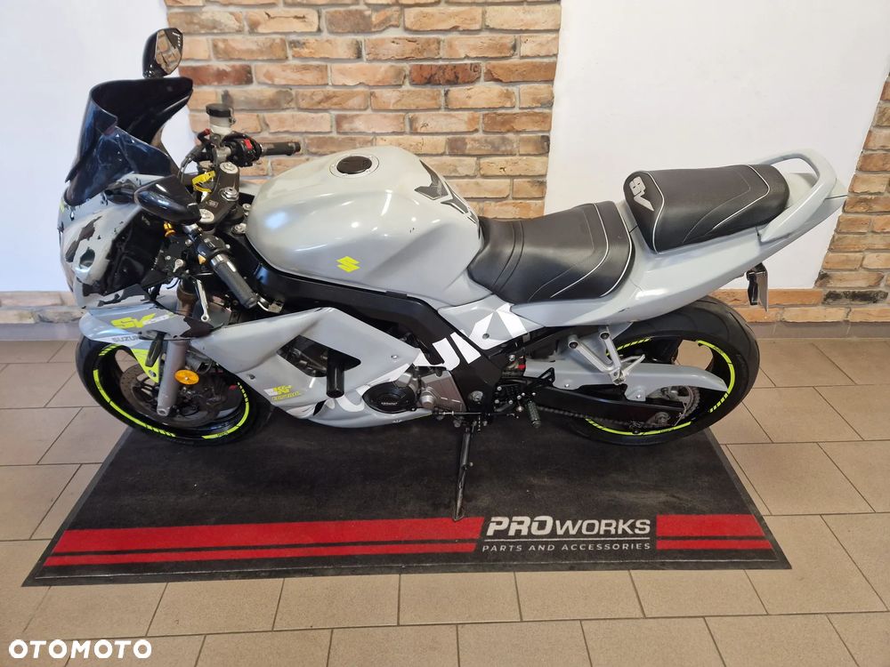 Suzuki SV - 7