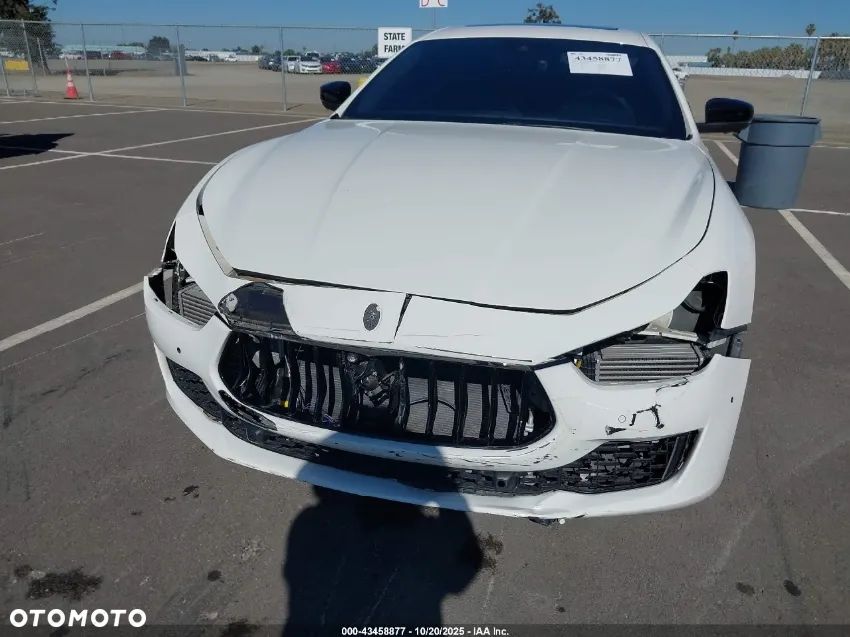 Maserati Ghibli S Q4 - 9