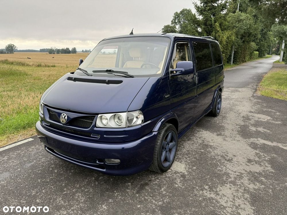 Volkswagen Multivan - 2