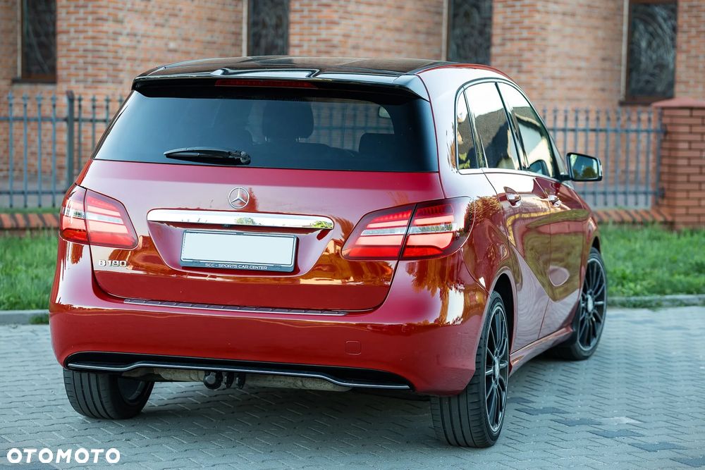 Mercedes-Benz Klasa B 180 7G-DCT AMG Line - 10