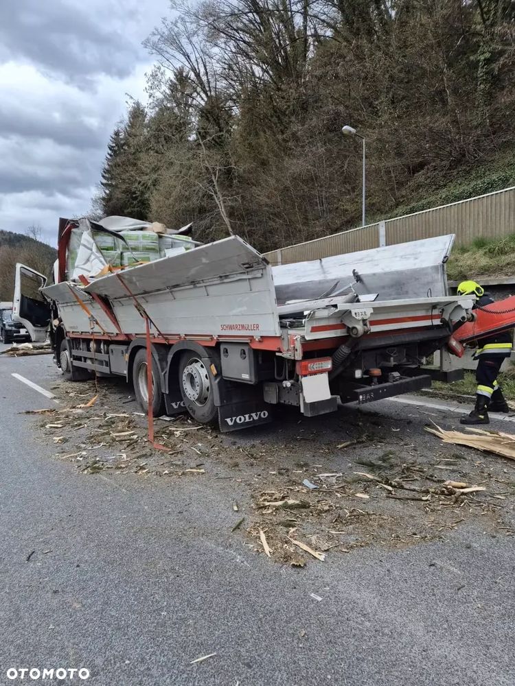 Volvo FM4 Fh4 460KM 6x2 Oś skretna/ silnik 13 litrów/ podnoszona, rama do zabudowy LAWETA, Najazd, platforma, HDS, skrzynia plandeka, winda - 2