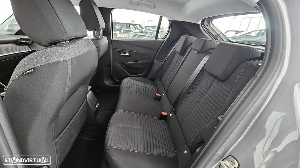 Peugeot e-208 50 kWh Active Pack - 12