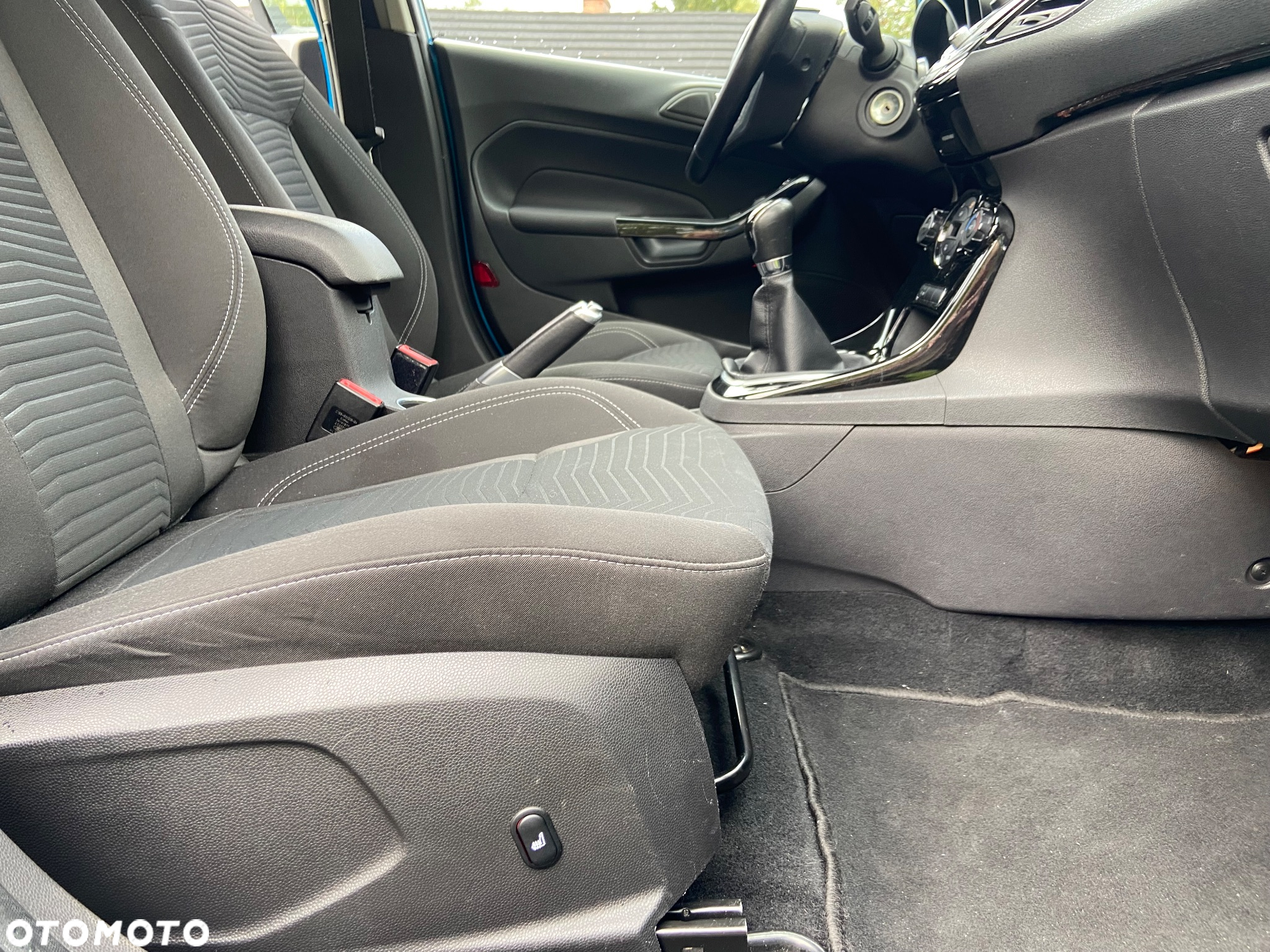 Ford Fiesta 1.0 EcoBoost Start-Stop Titanium - 28