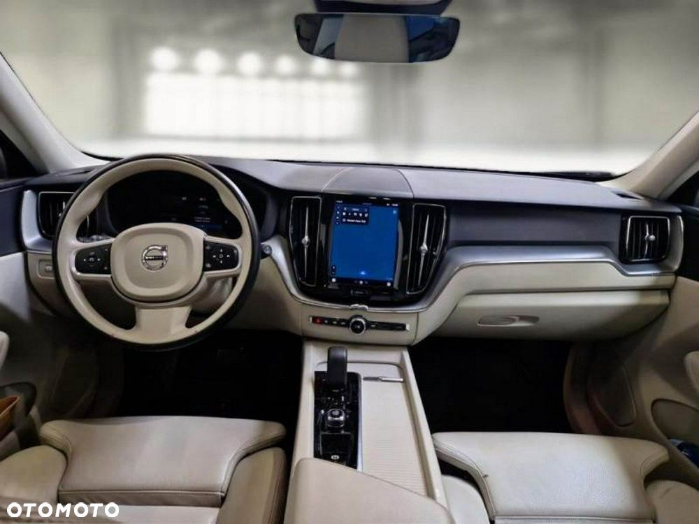 Volvo XC 60 T6 Plug-In Hybrid AWD Inscription Expression - 12