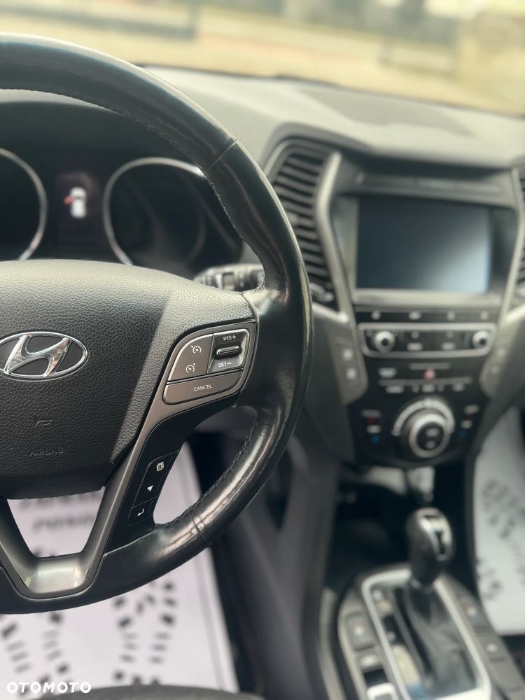 Hyundai Santa Fe 2.0 CRDi Premium 4WD - 24