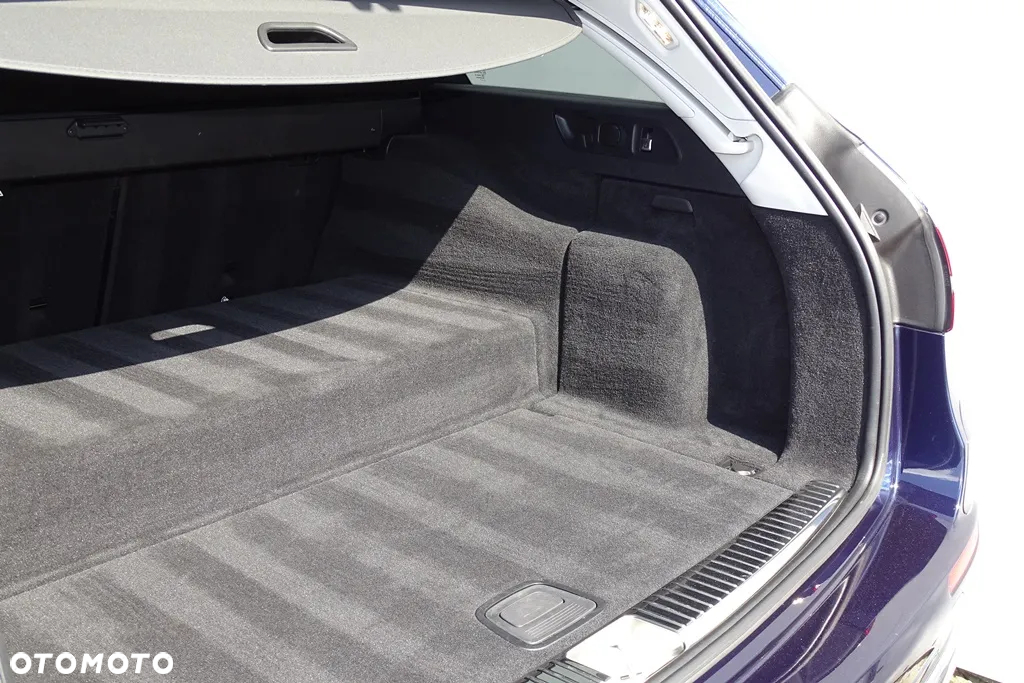 Mercedes-Benz Klasa E 300 de T 9G-TRONIC Avantgarde - 28
