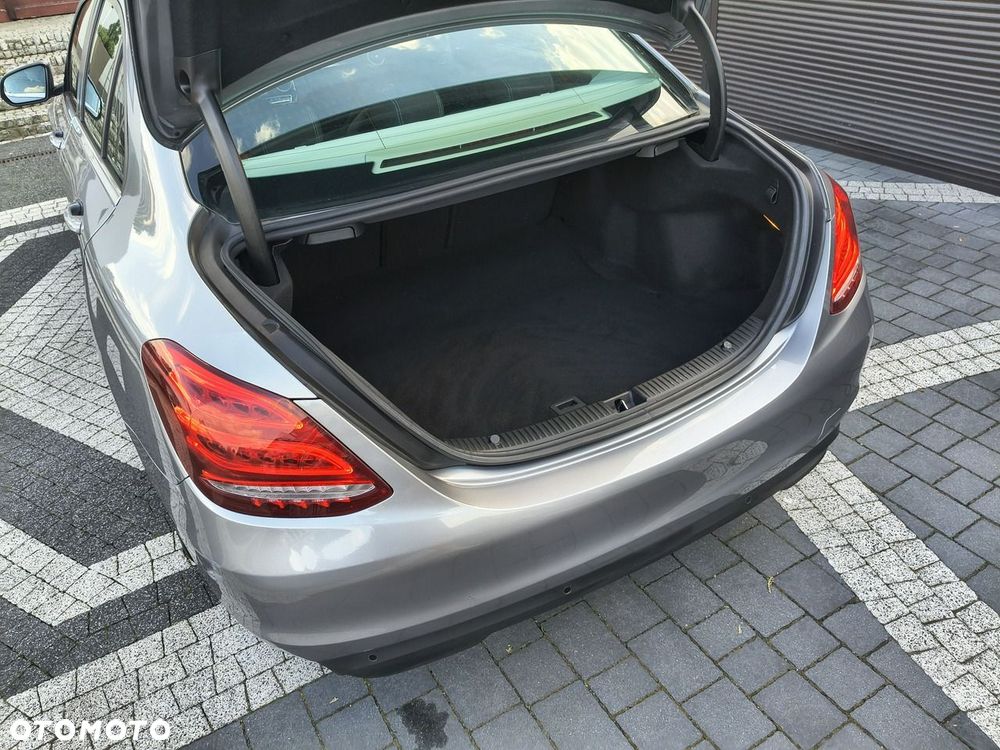 Mercedes-Benz Klasa C - 34