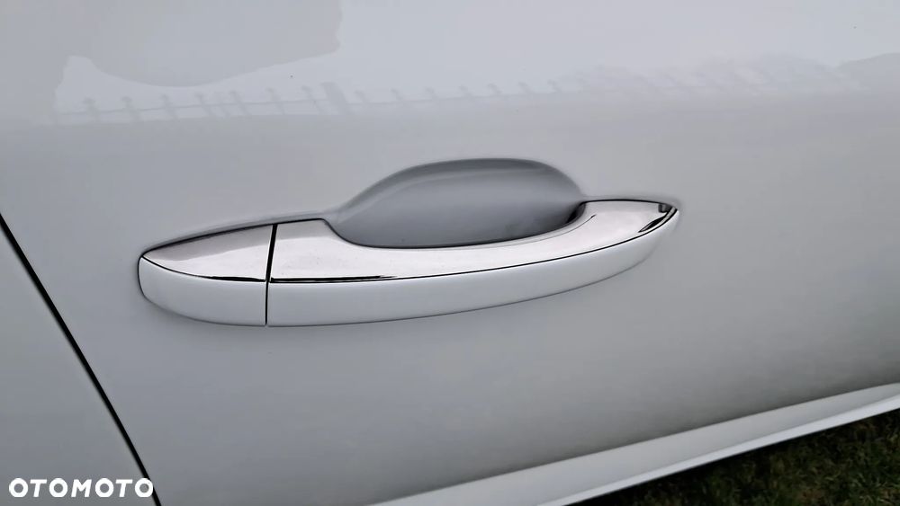 Renault Megane 1.5 Blue dCi Intens - 11