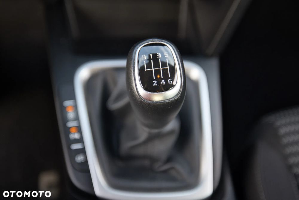 Kia Ceed 1.5 T-GDI M - 13